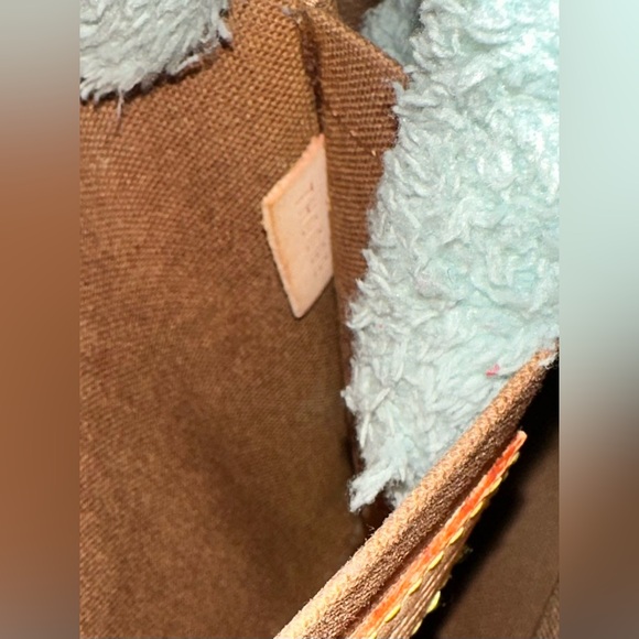 139 Preloved Louis Vuitton Mono Sologne Crossbody ($Marked Down 2/9/25) - Picture 10 of 15